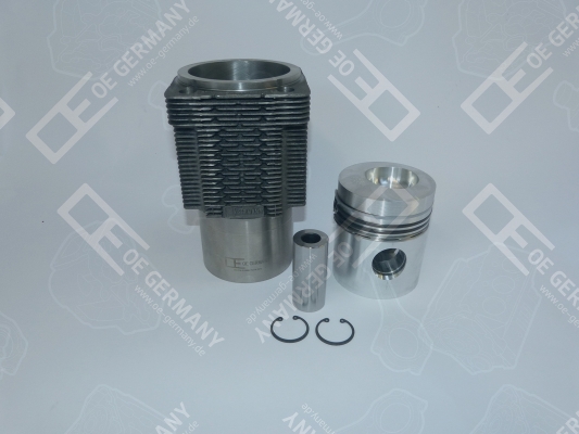 Set raparatii, piston/bucsa cursa cilindru 04 0329 912004 OE Germany